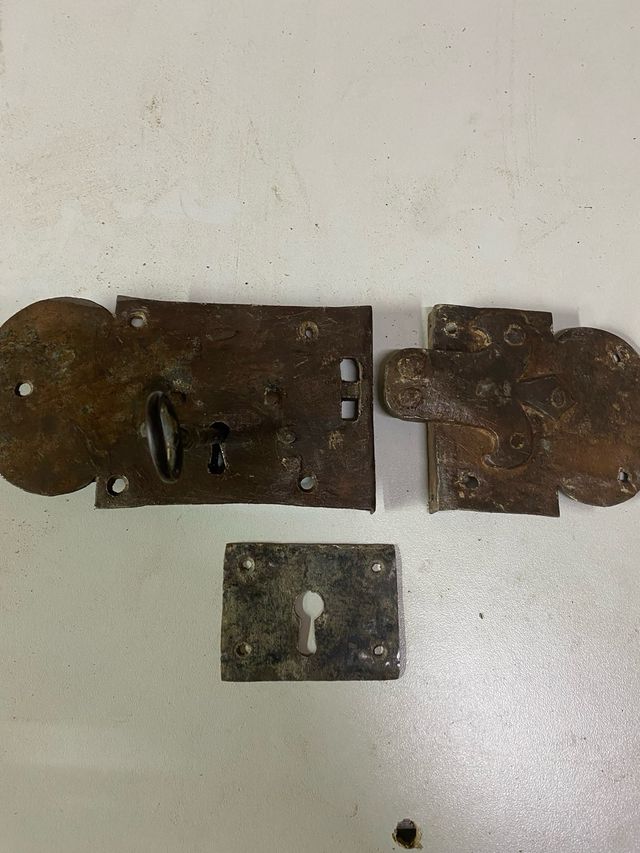 Cerradura Antigua Completa