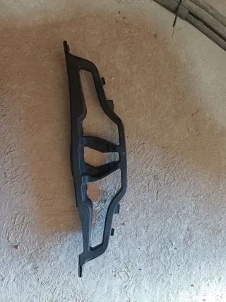 Parrillas frontales y de faro