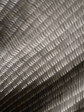 Sudadera con rayas verticales