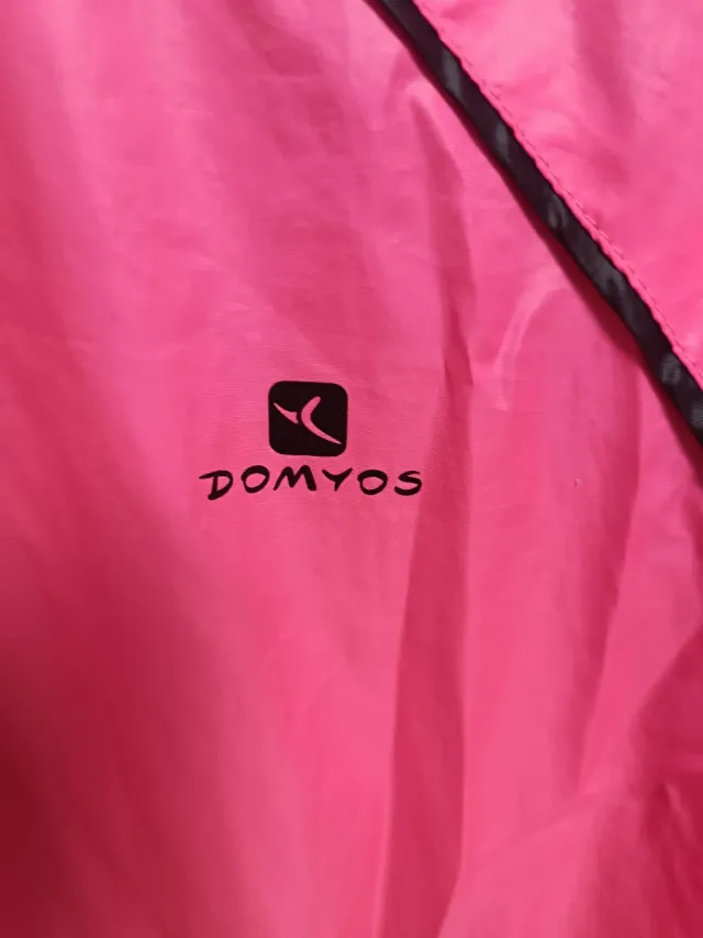 Cortavientos Domyos Rosa Talla 14, equiv. a 34-36