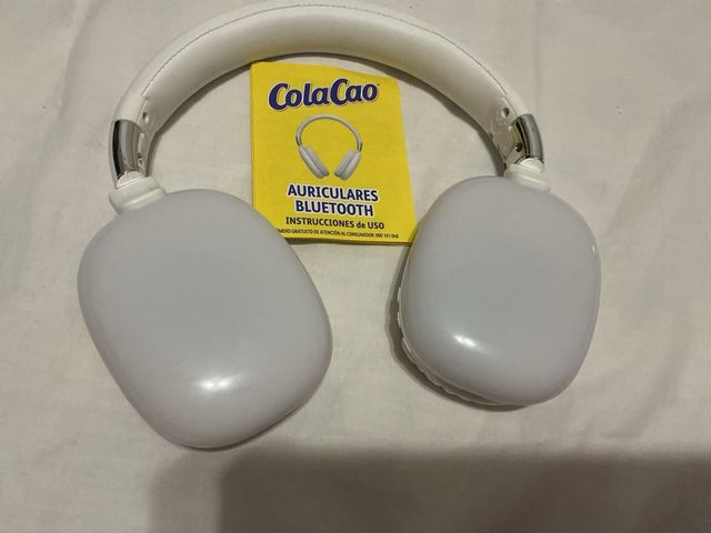 Fones de ouvido sem fio com luzes LED