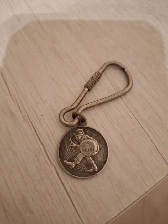 Portachiavi Brill con figura