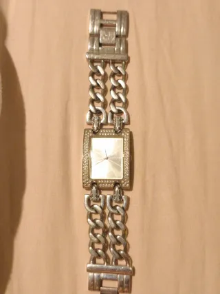 Reloj Guess Plata