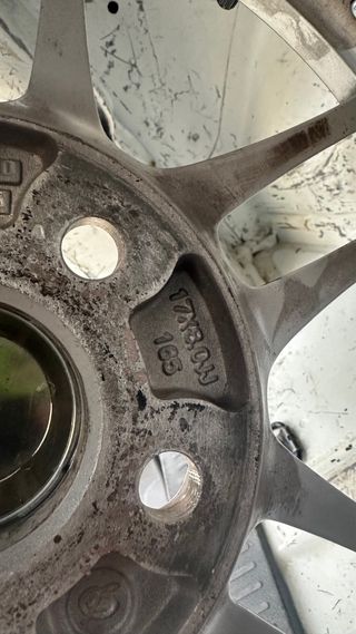 Llantas JR7 17x8 5x100 et35