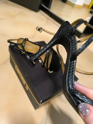 Sandalias Camila's tacón negro piel serpiente 36