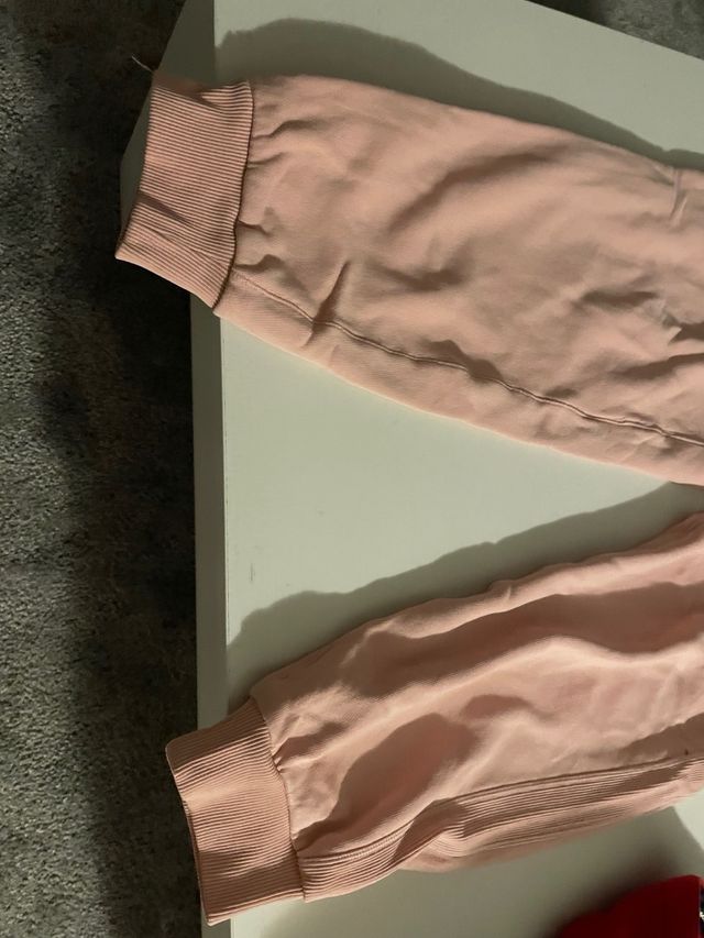 Pantalón deportivo Lacoste rosa