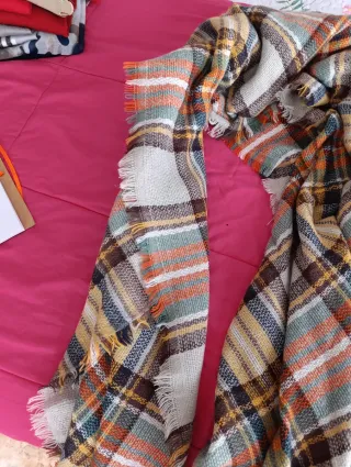 Bufandas de cuadros y rayas