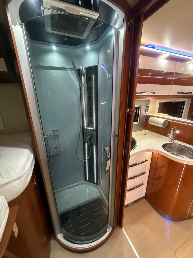 Autocaravana de lujo Movilvetta integral exclusiva