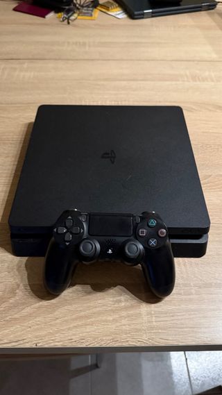 PS4 (PlayStation 4) Negra