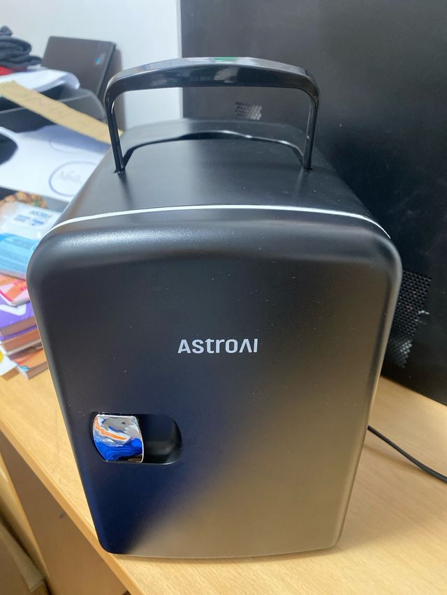 Mini nevera ASTROAI 4L