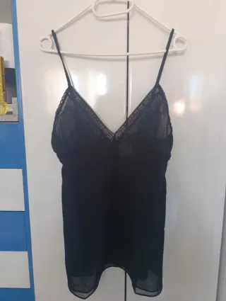 Top Blusa negra encaje abalorios con forro interio