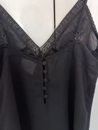 Top Blusa negra encaje abalorios con forro interio