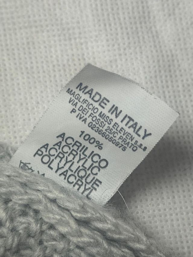 Jersey Gris Acrílico Hombros Oversize