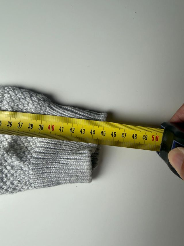 Jersey Gris Acrílico Hombros Oversize