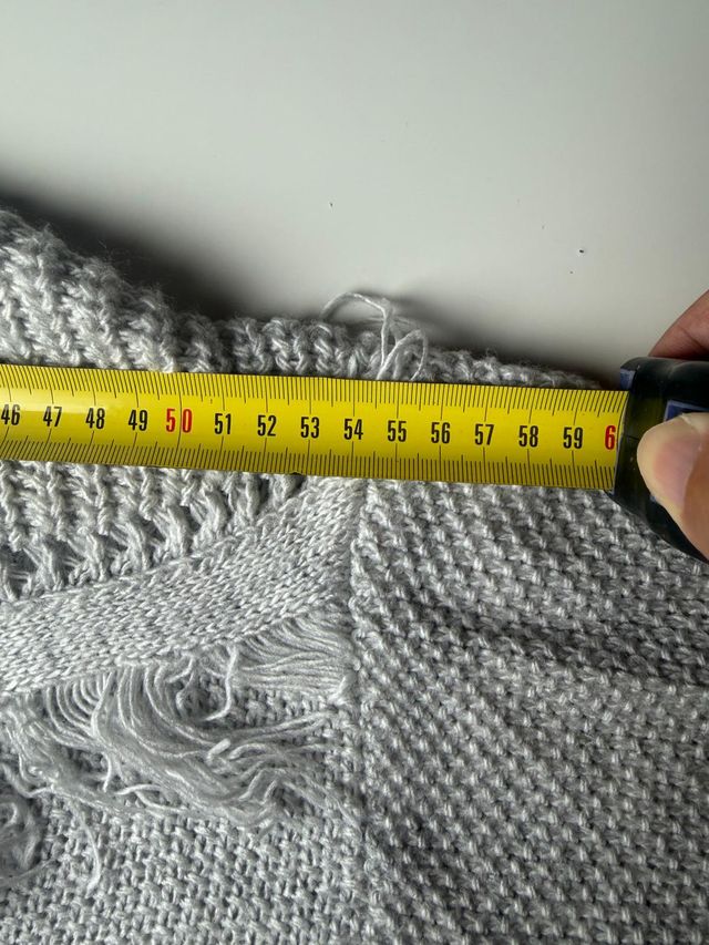 Jersey Gris Acrílico Hombros Oversize