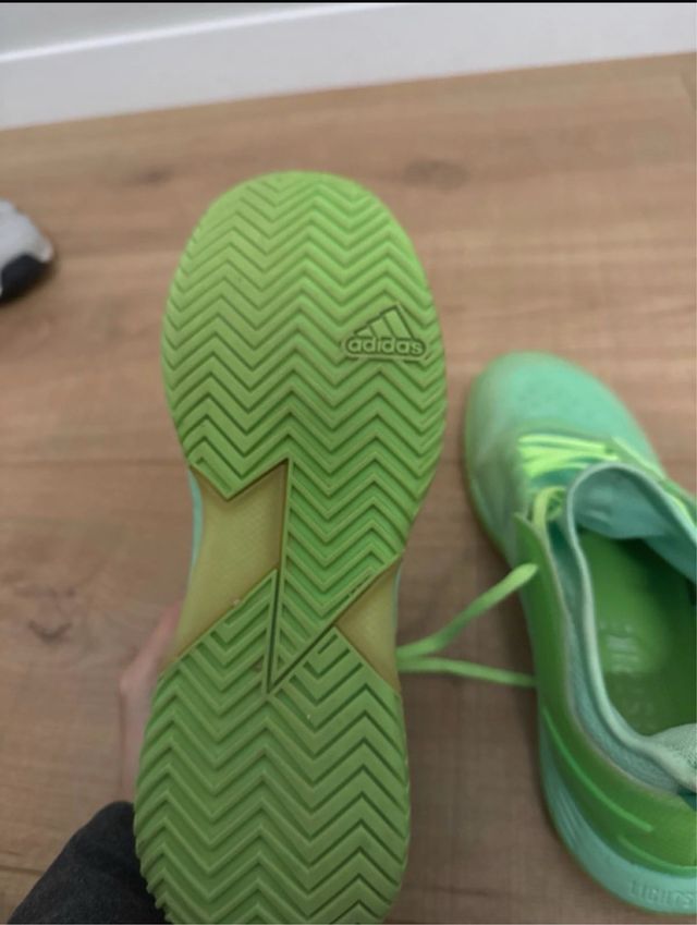 Zapatillas Adidas Tenis Verde y Amarillo