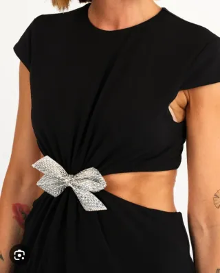 Vestido ZARA Cut Out Lazo Brillante