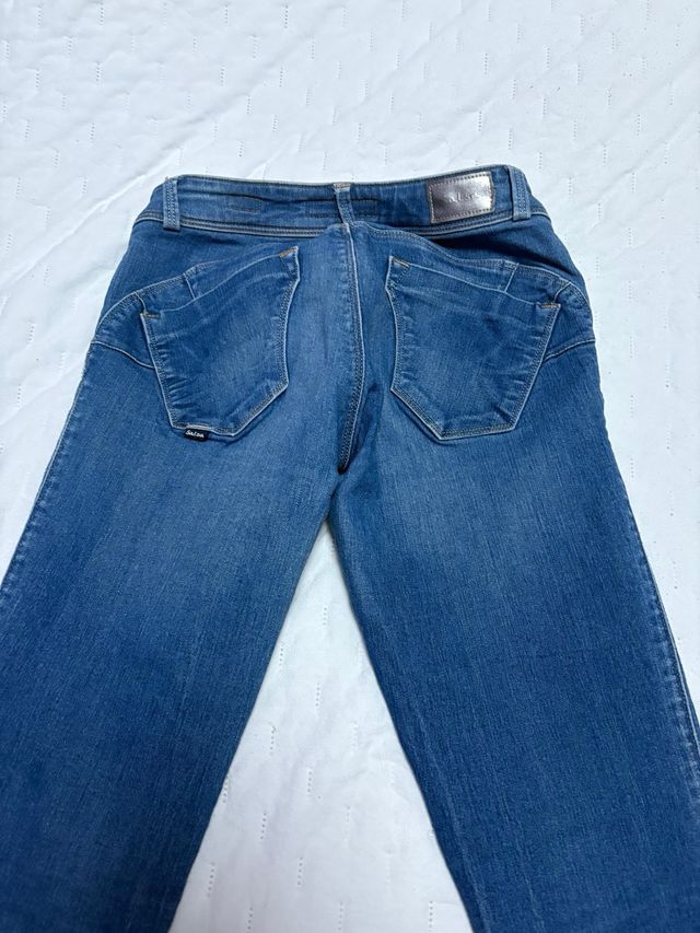 Vaqueros Salsa Azules