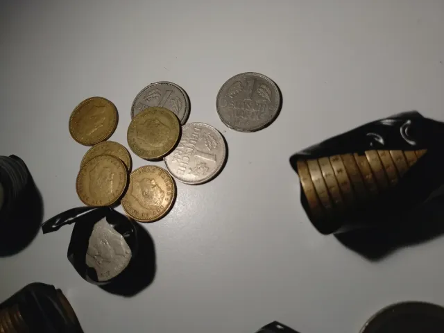 Lote de monedas antiguas variadas Que me ofrecen