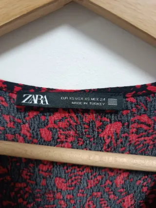 Vestido Zara Rojo y Negro Estampado