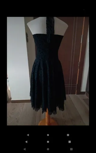 Vestido de gasa con realce en terciopelo