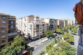 Piso en venta en Camino de Ronda - Rosaleda en Granada