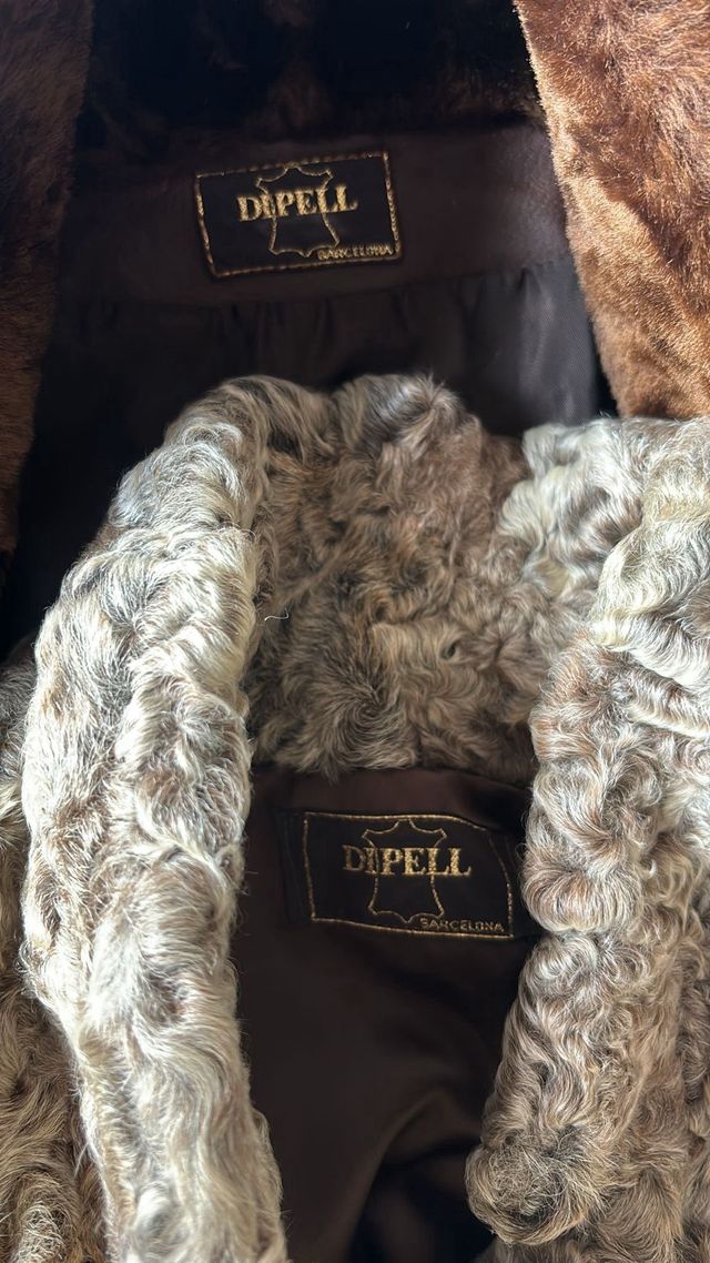 Abrigo de piel Dipele