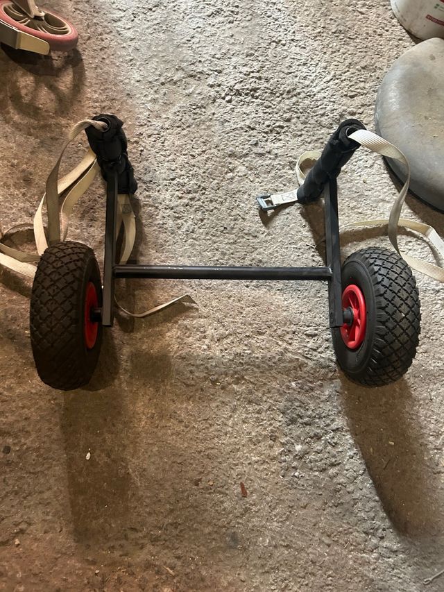 Carro para Kayak con Ruedas