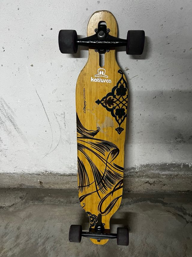 Longboard Faded con diseño tribal