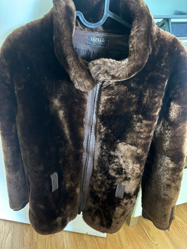 Abrigo de piel marrón Dipeel