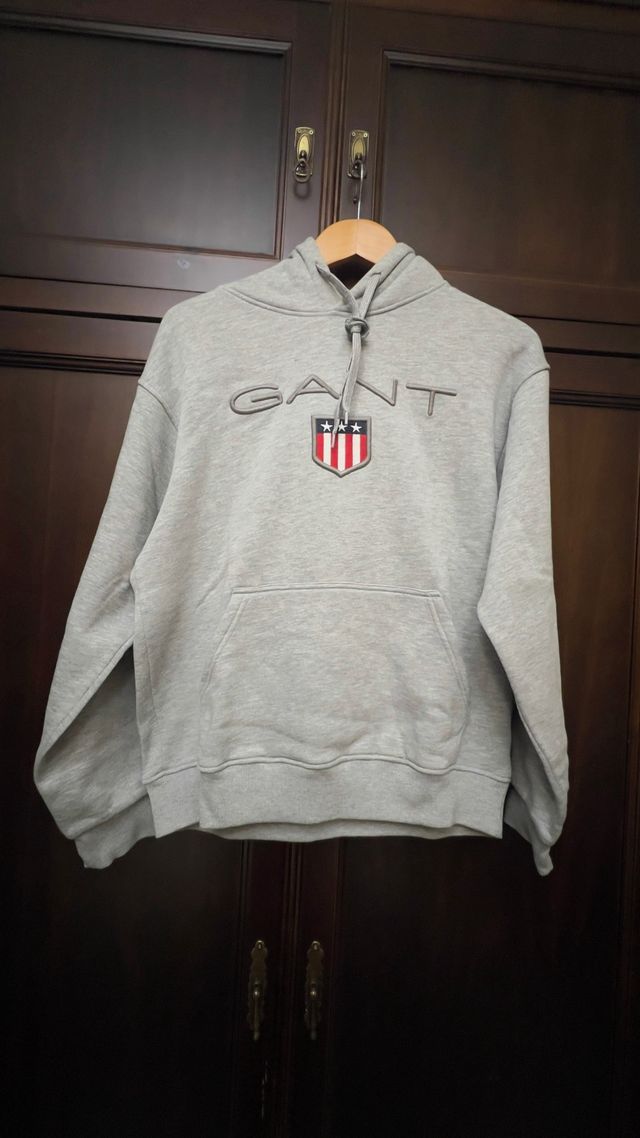 Sudadera GANT Gris Logo Escudo