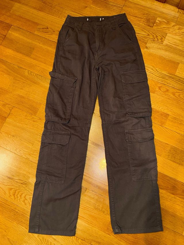 Pantalón cargo ancho gris Talla 34