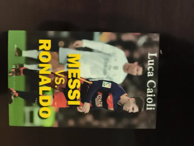 Messi vs. Ronaldo (Primer plano) (Spanish Edition)