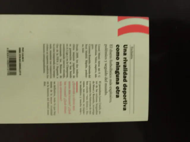 Messi vs. Ronaldo (Primer plano) (Spanish Edition)