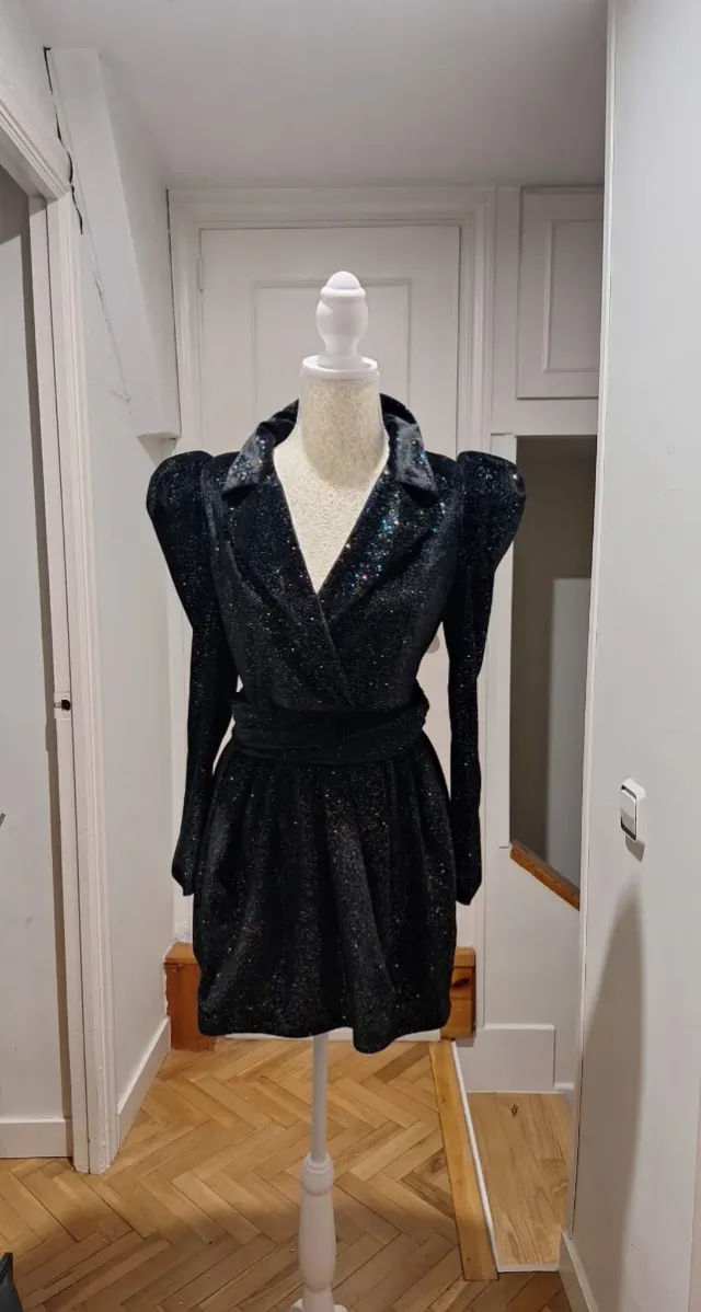 Vestido Zara Negro y Dorado Brillo