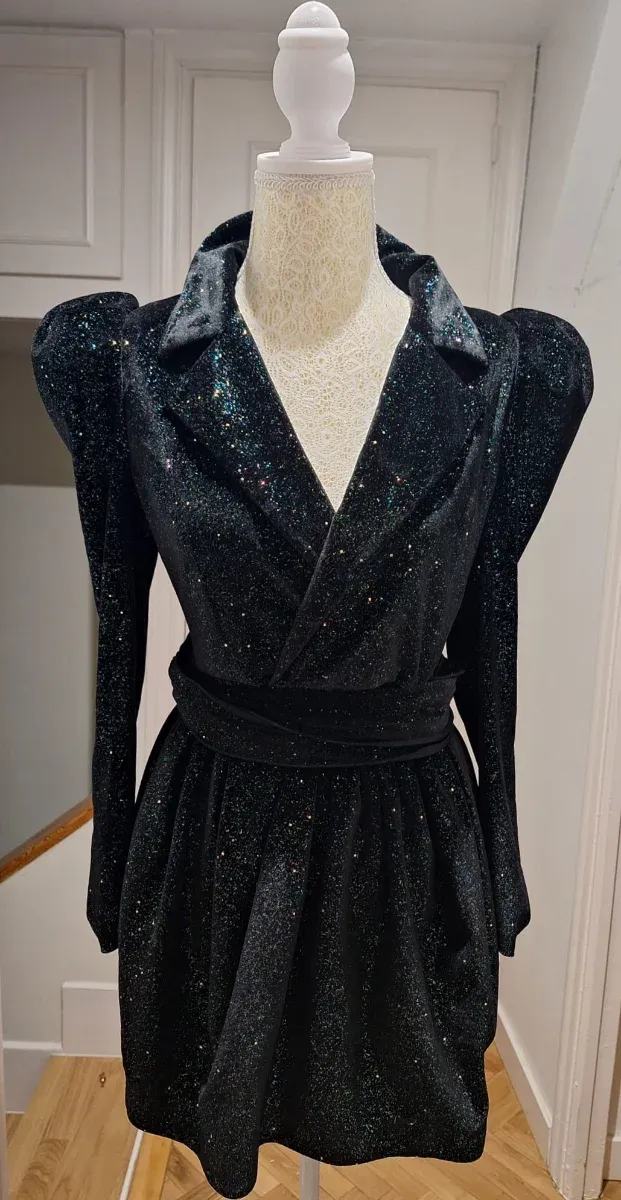 Vestido Zara Negro y Dorado Brillo