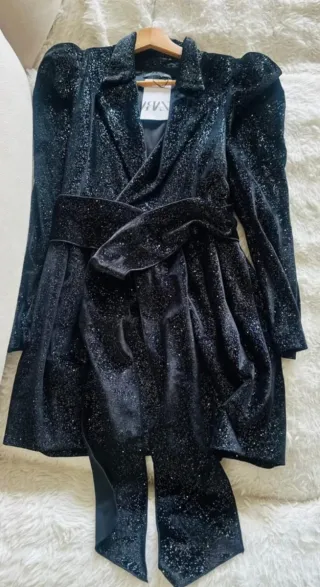 Vestido Zara Negro y Dorado Brillo