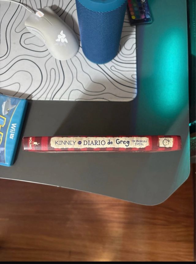 Diario de Greg 1 - Un pringao total