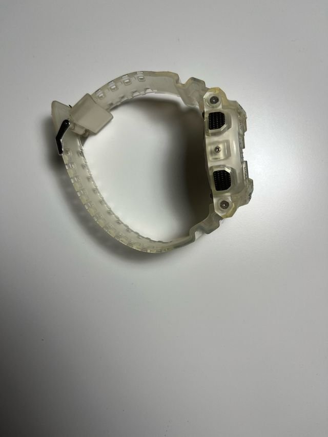 Reloj G-Shock Transparente
