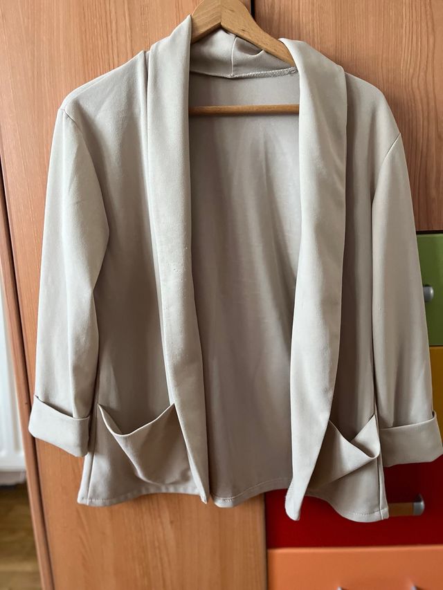 Americana blazer beige