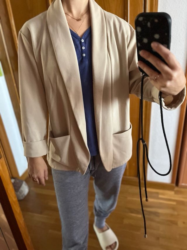 Americana blazer beige