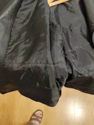 Cazadora Piel Sintética Negra Acolchada T. 50