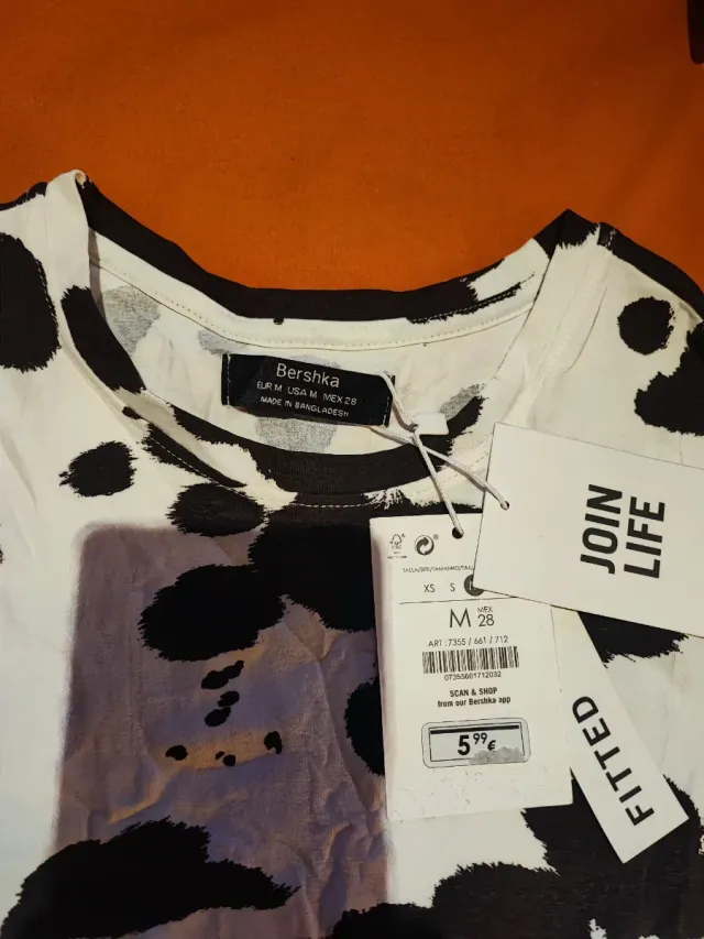 Camiseta Bershka Estampado Vaca Talla M