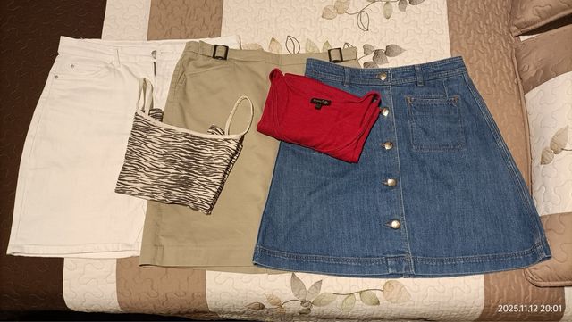 Lote 3 Faldas y 2 Camisetas 5€