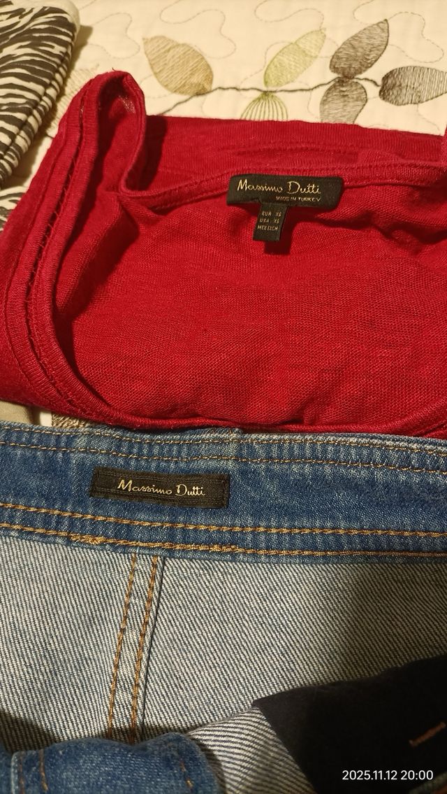 Lote 3 Faldas y 2 Camisetas 5€