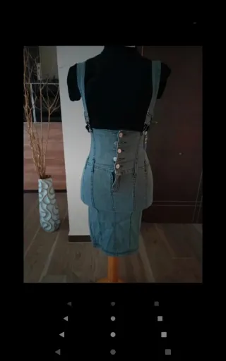 Falda vaquera elástica con tirantes