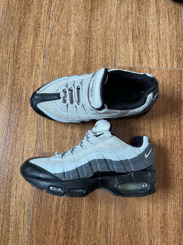 Zapatillas Nike Air Max Grises/Negras Talla 40