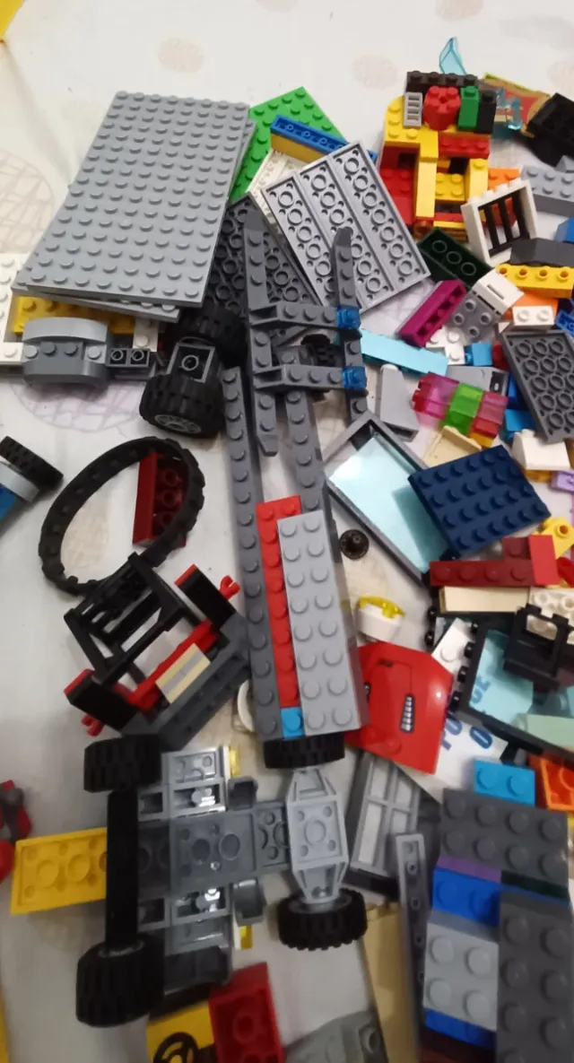 LEGO Classic 10696 con caja original. Ver.