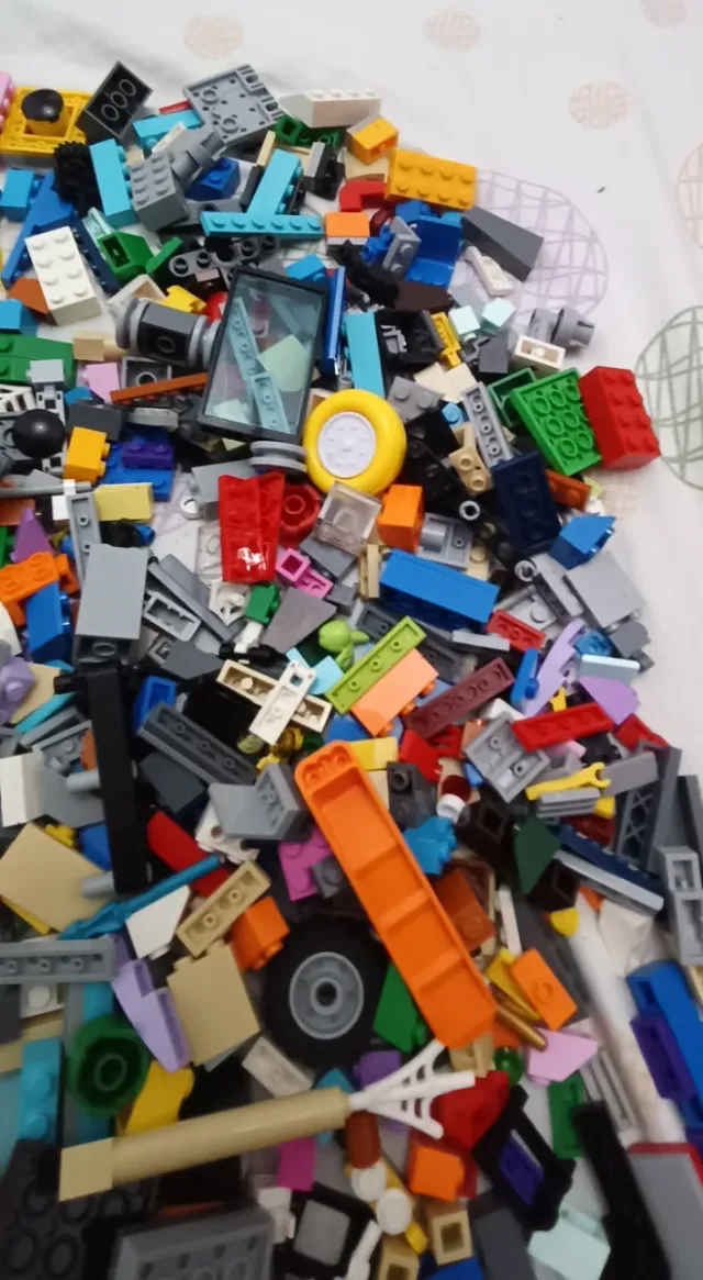 LEGO Classic 10696 con caja original. Ver.