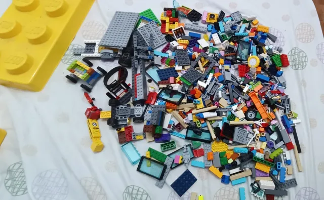 LEGO Classic 10696 con caja original. Ver.